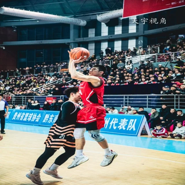 广厦半决赛走势分析：强强对决中的关键因素解读 | MKSPORT